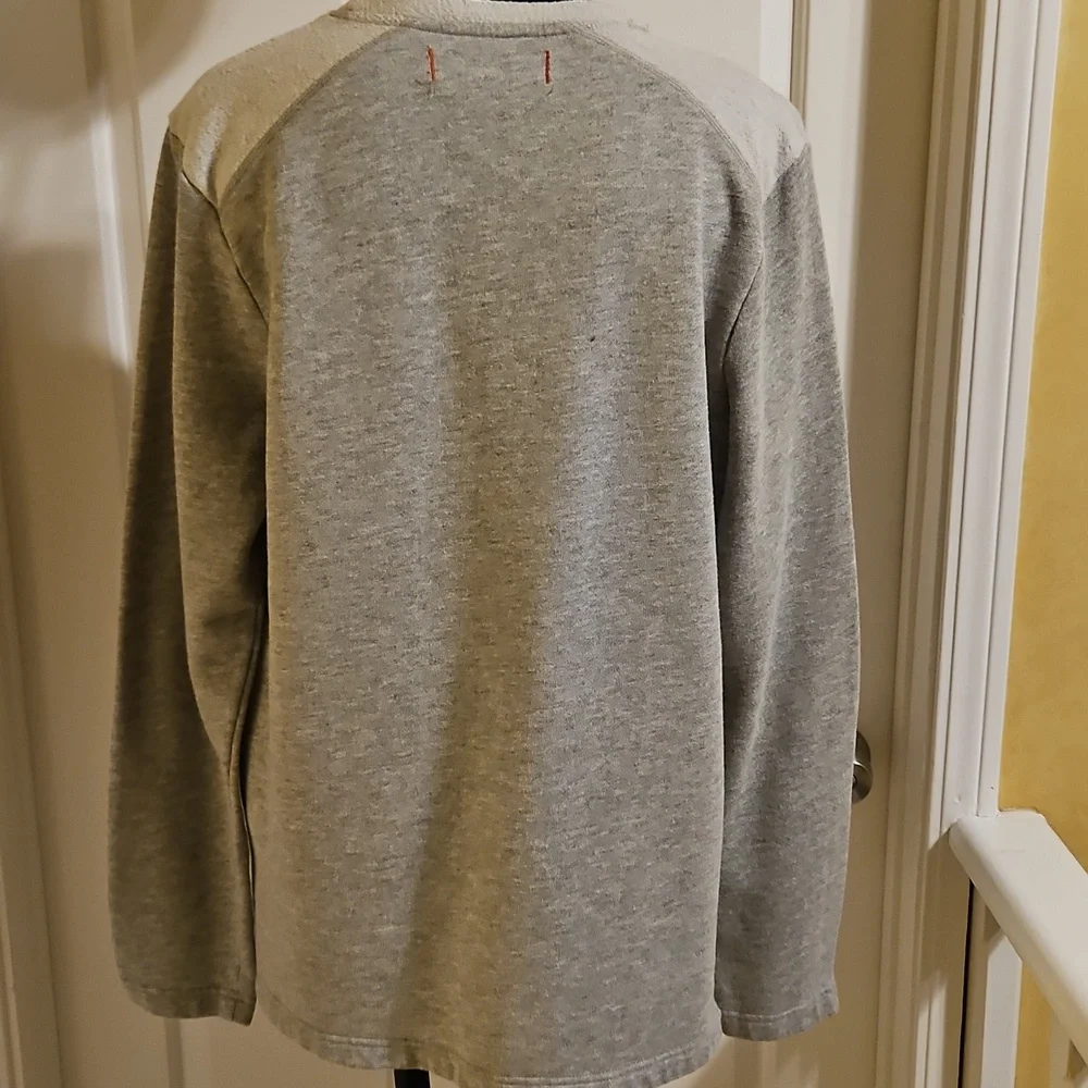 TOMMY BAHAMA Gray Sweater for Men - M